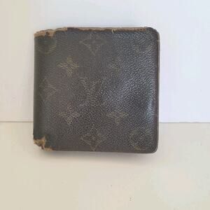 Vintage Louis Vuitton Men's LV Brown Bi-Fold Leather Wallet‎ Monogram Card Bill